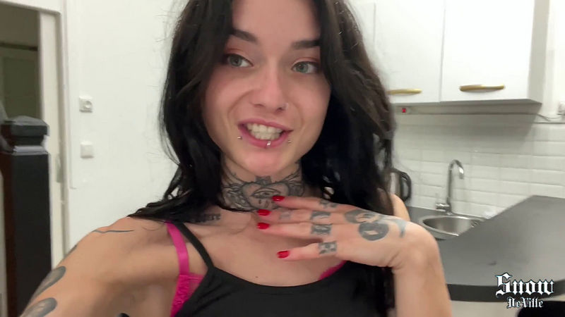 Tattooed Slut Gets Ass Fucked On The First Date By a Complete Stranger Snow Deville (Onlyfans) FullHD 1080p