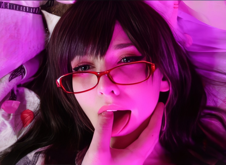 Enafox Sex With A Beautiful Girl On V-day