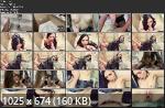 Не даёт парню даже спокойно почистить зубы Не даёт парню даже спокойно почистить зубы