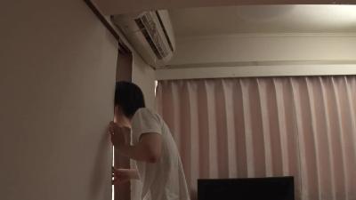 [mosaic_reduce_version] HUNTC-094 「今から息子(義理)に抱かれます.でも怖いんです.母親としてのモラルよりもメスの本能に支配されることが.」夫と再婚して満足な性生活がない私